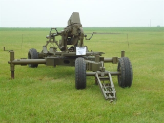 bofors 40mm.jpg